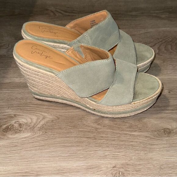 Crown Vintage Sage Green Wedges - Picture 9 of 11